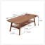 Table basse polyvalente en chêne massif avec tablette de rangement pour un usage domestique, alliant style et fonctionnalité