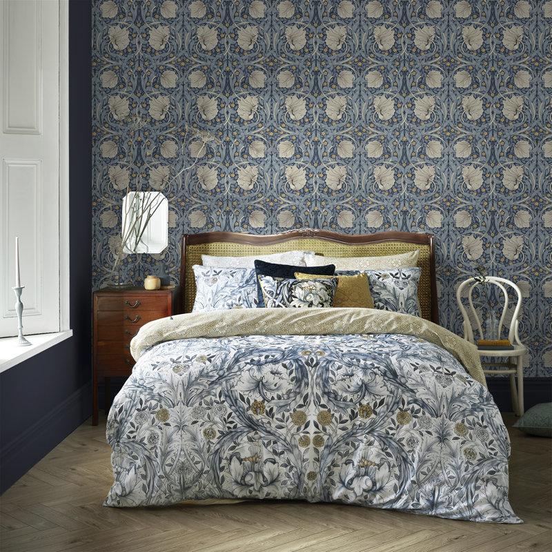 William Morris At Home SS24 Floral Wallpaper Double Roll, Pimpernel Blue