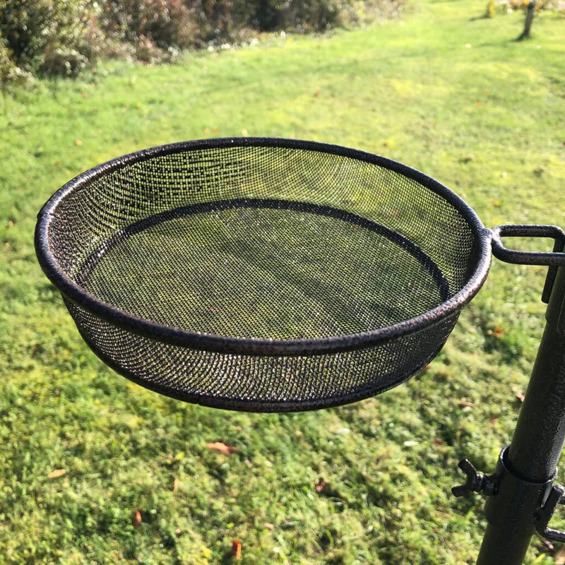 Pinheiro Steel Feeding Station