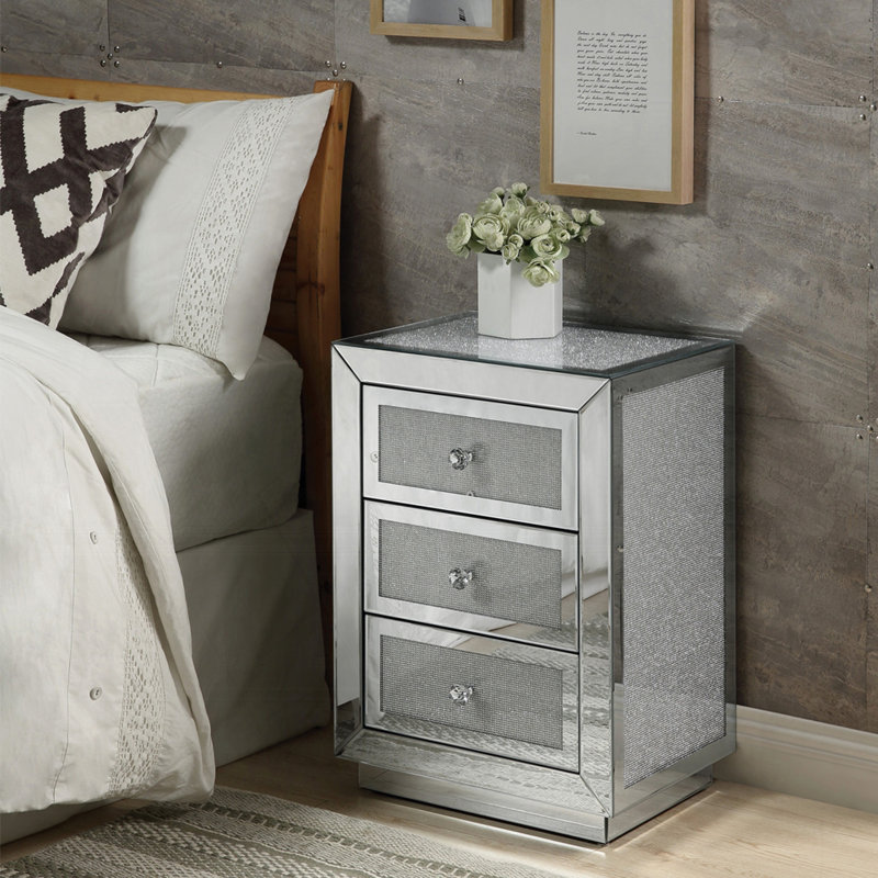 Table de chevet avec trois tiroirs Glam Style