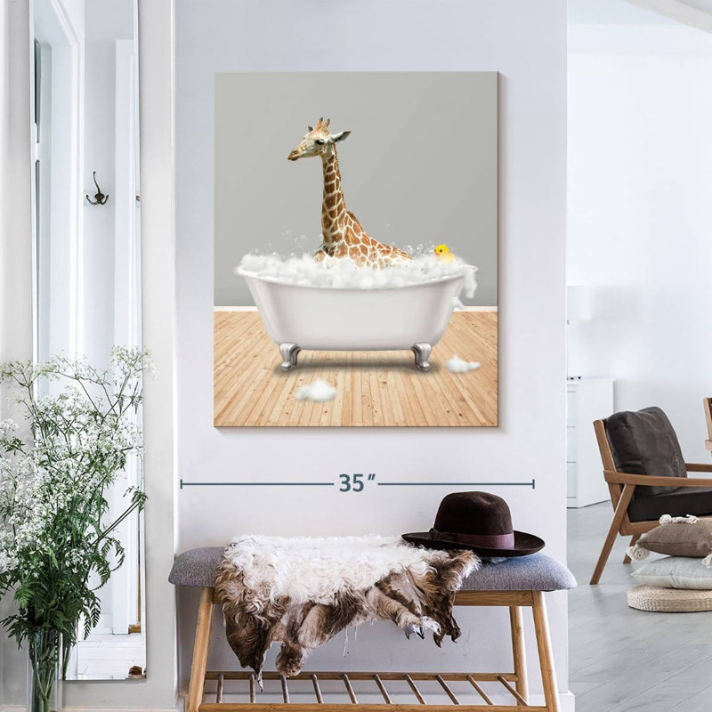 Impression sur toile, girafe et baignoire, H 35 po x l 28 po x P 1,25 po