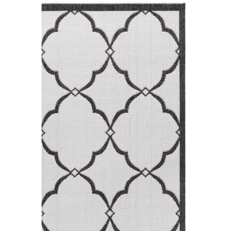 Miesha Performance Geometric Indoor/Outdoor Area Rug, Rectangle 4' x 6'