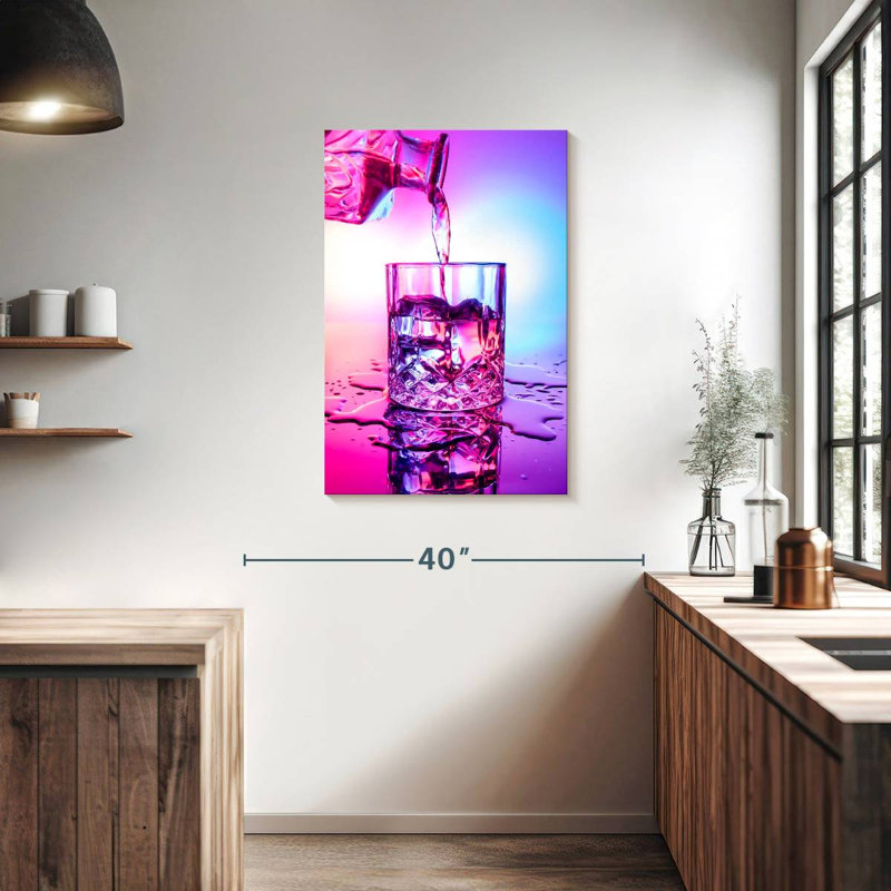 Yarlin cocktail sur néon, H 36 po x l 24 po