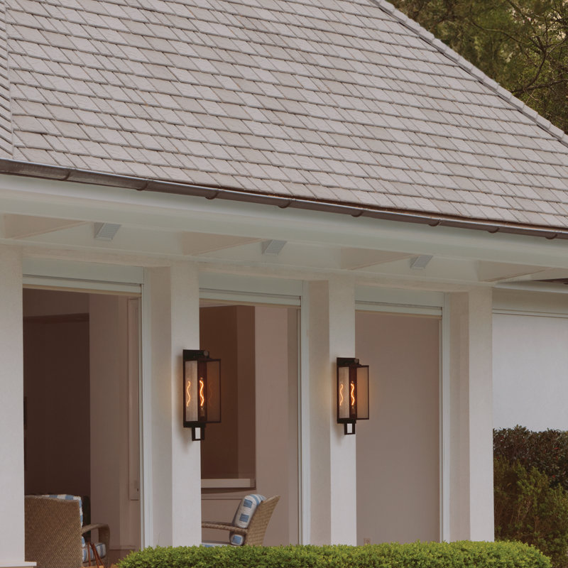 Hinkley Catalina Large Wall Mount Lantern
