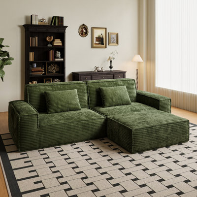 Le canapé modulaire Cloud, un canapé modulaire contemporain à assise profonde, doté d'un tissu en velours côtelé et d'une fabrication sans couture, ne nécessite aucun assemblage.