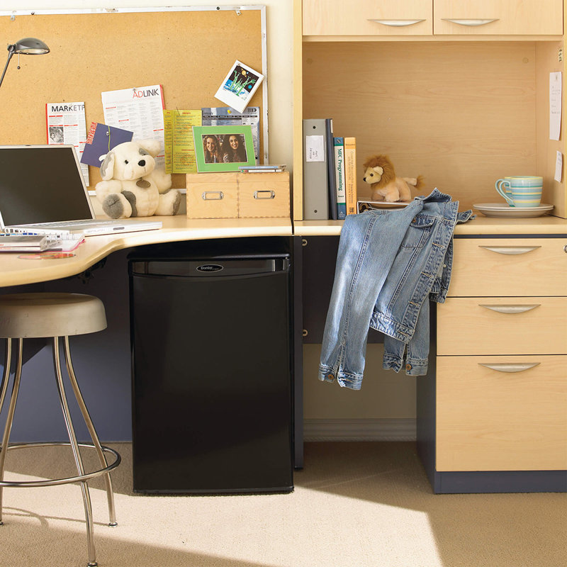 Danby 2.6 Cubic Feet Mini Fridge