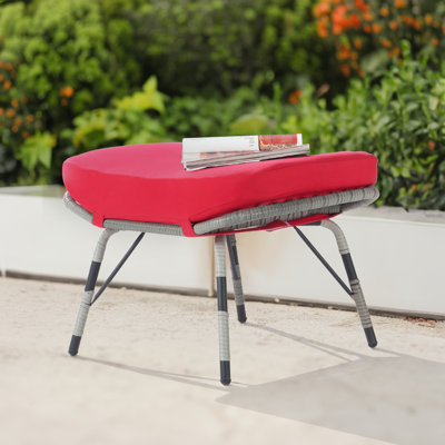 Repose-pieds d'extérieur avec coussin Sunbrella® Kluss