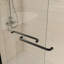 Porte de douche coulissante double noire semi-sans cadre 56 "à 60W" * 76H "avec verre trempé clair de 5/16" (8mm) avec deux barres à serviettes