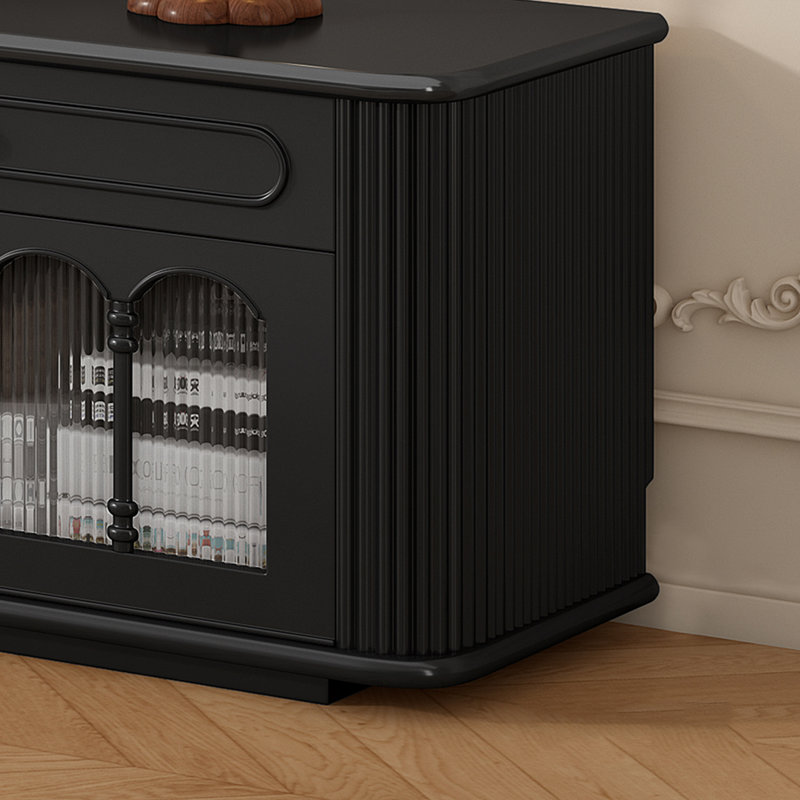 Deana, Black