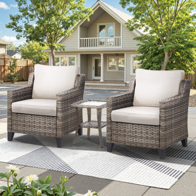 Ensemble de chaises longues d'extérieur en osier de patio avec table d'appoint
