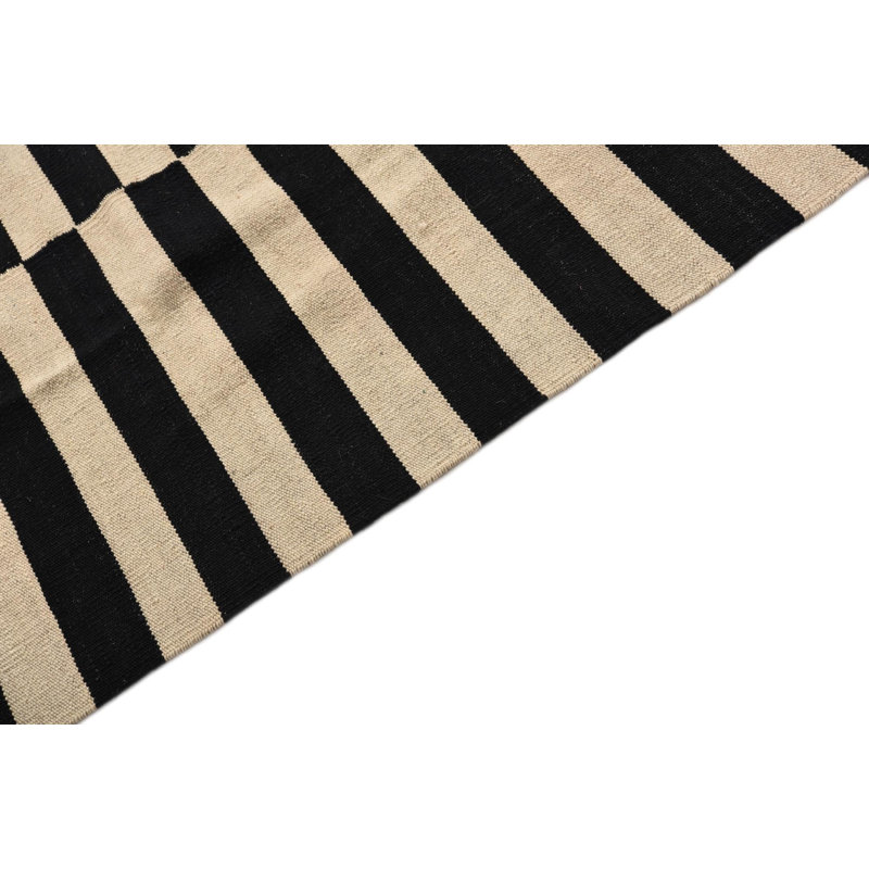 Tapis noir et blanc Ohlson