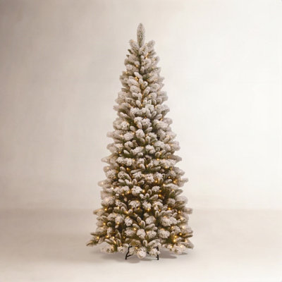 7.5' Pre-Lit Pine Tree