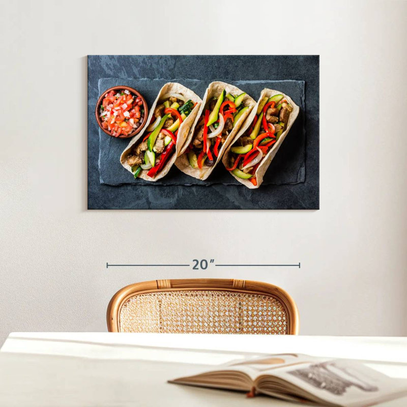 Yarlin Tacos De Cerdo, 16" H x 24" W
