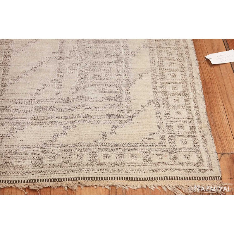 Scandinavian One-of-a-Kind Rectangle 6'9" X 10' 1930s Area Rug in Gray/Ivory