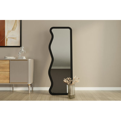 Bisou Wavy Mirror