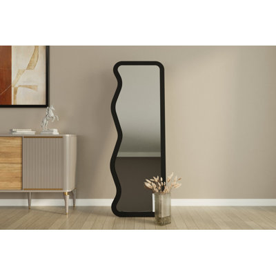 Bisou Wavy Wall Mirror