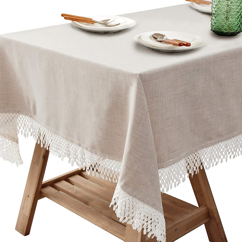 Nappe Pom Pom Tassel, 55 po x 120 po
