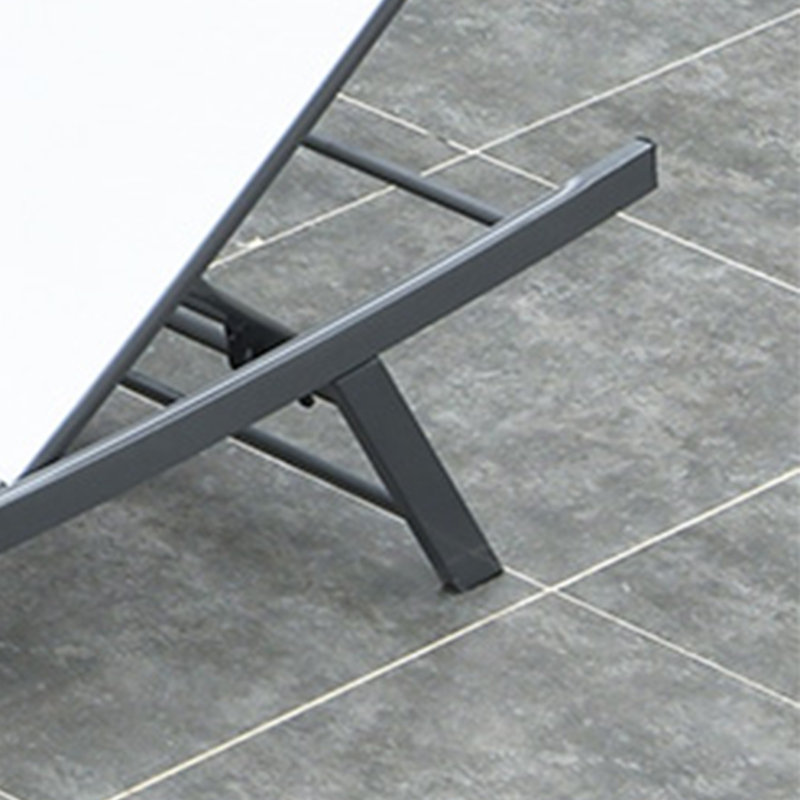 Chaise longue ergonomique en tissu Krishona, Gris