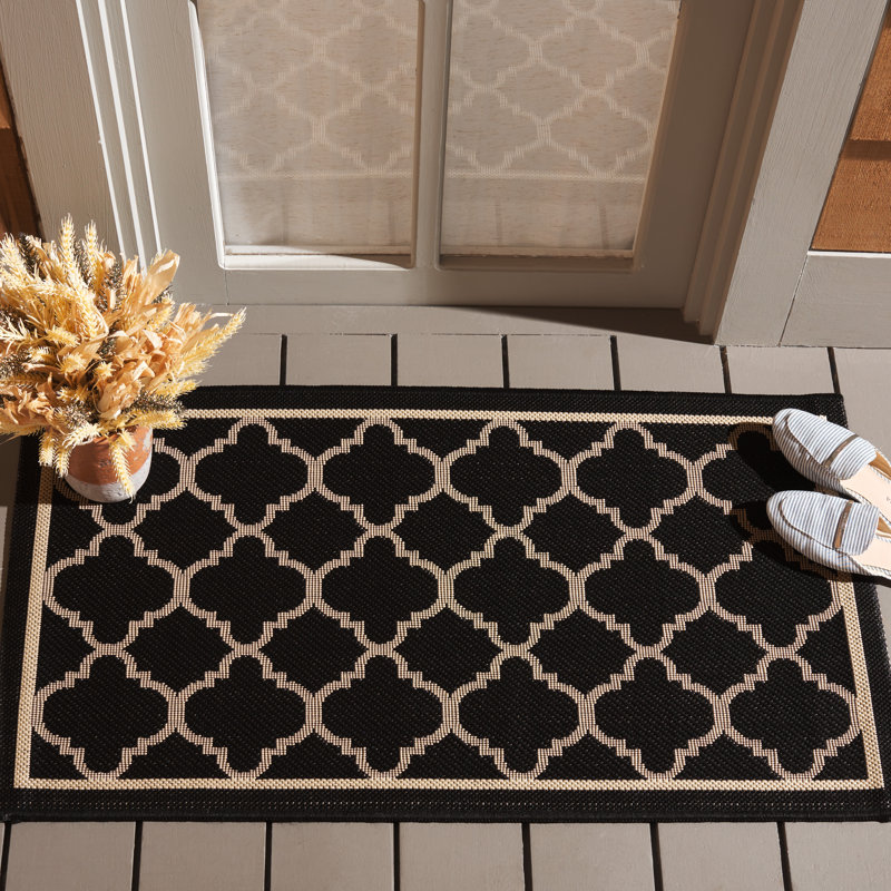 Herefordshire Performance Geometric Indoor/Outdoor Area Rug, Rectangle 2' x 3'7"