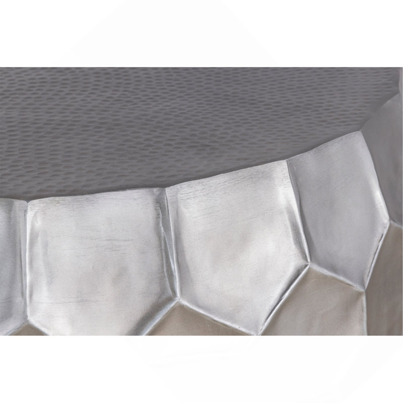 Table de bout, table basse moderne contemporaine en aluminium de 32 po et 21 po de hauteur, ensemble de 2 pièces avec base à motif de losanges argenté brillant