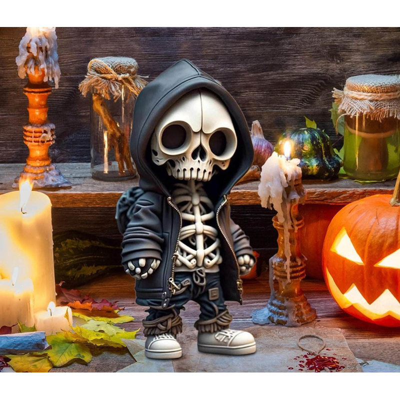 Figurines & Sculptures