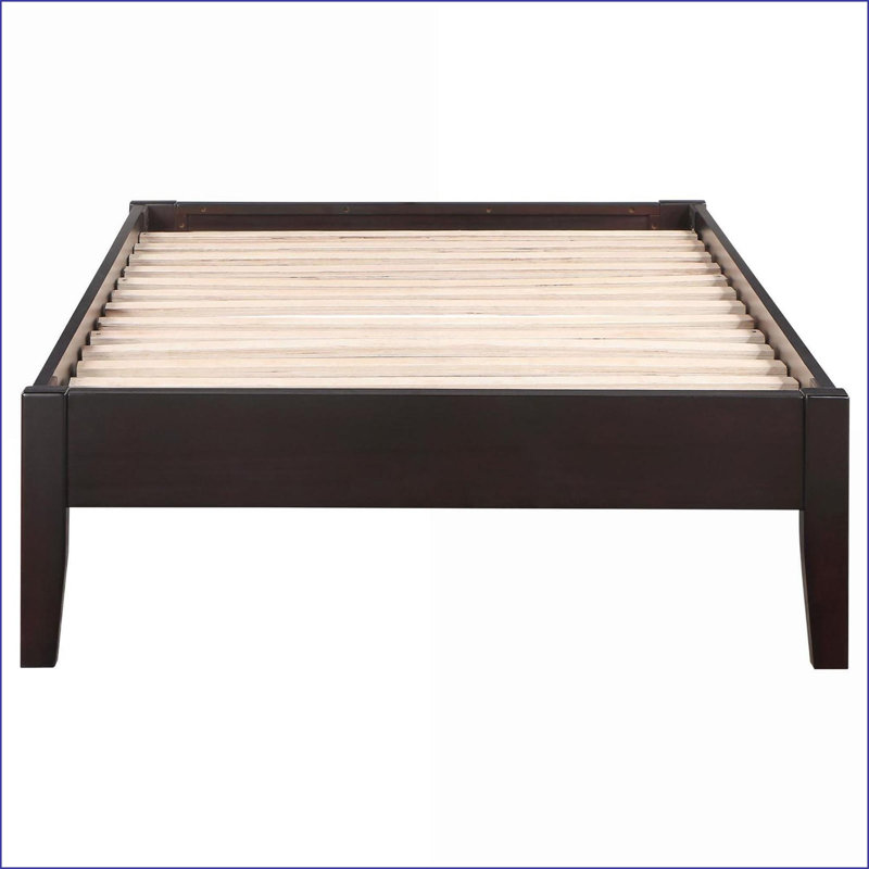 Grand lit plateforme en bois massif grand format - finition cappuccino, aucun sommier nécessaire pour la chambre à coucher