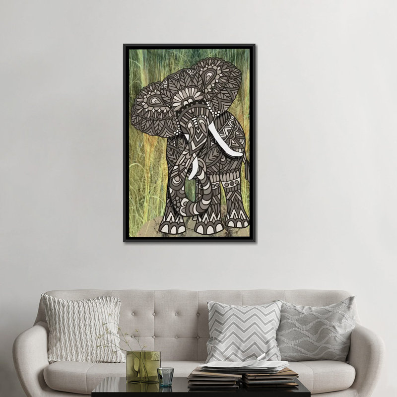 «Ornate Elephant», impression sur toile tendue, H 48 po x l 32 po x P 1,5 po, Toile avec cadre noir, Pas de tapis