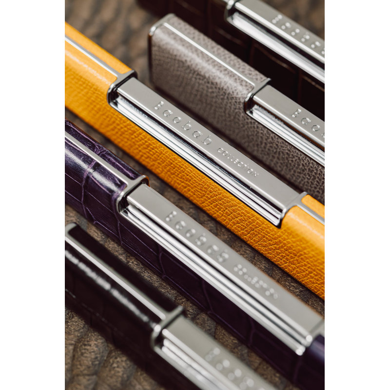 Lighter Grainé, Gray