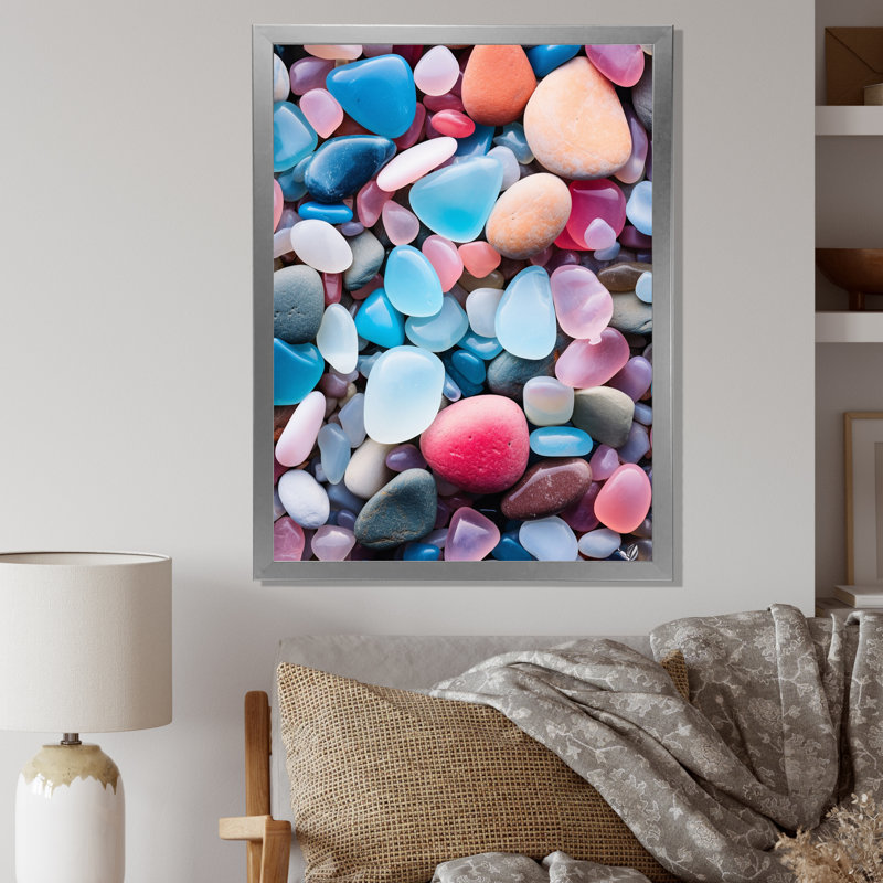 Turquoise et cailloux roses sur la plage - reproduction sur toile, H 20 po x l 12 po x P 1 po, Cadre simple argenté