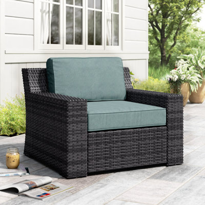 Laderrian Wicker Outdoor Lounge Chair