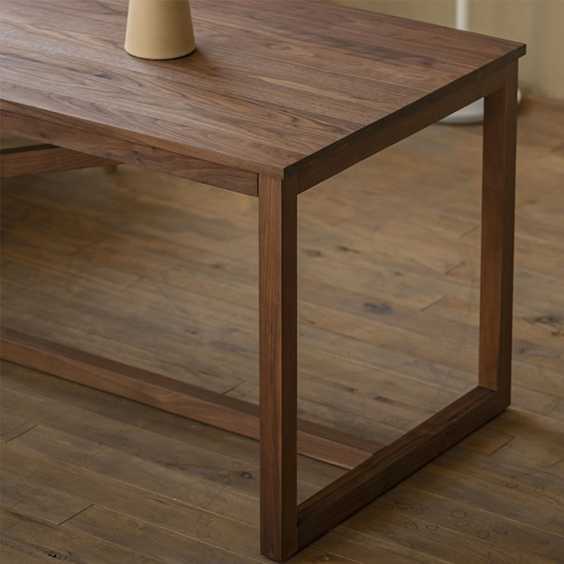 Table de salle à manger en bois massif de style américain., H 29,5 po x L 94,4 po x l 33,4 po