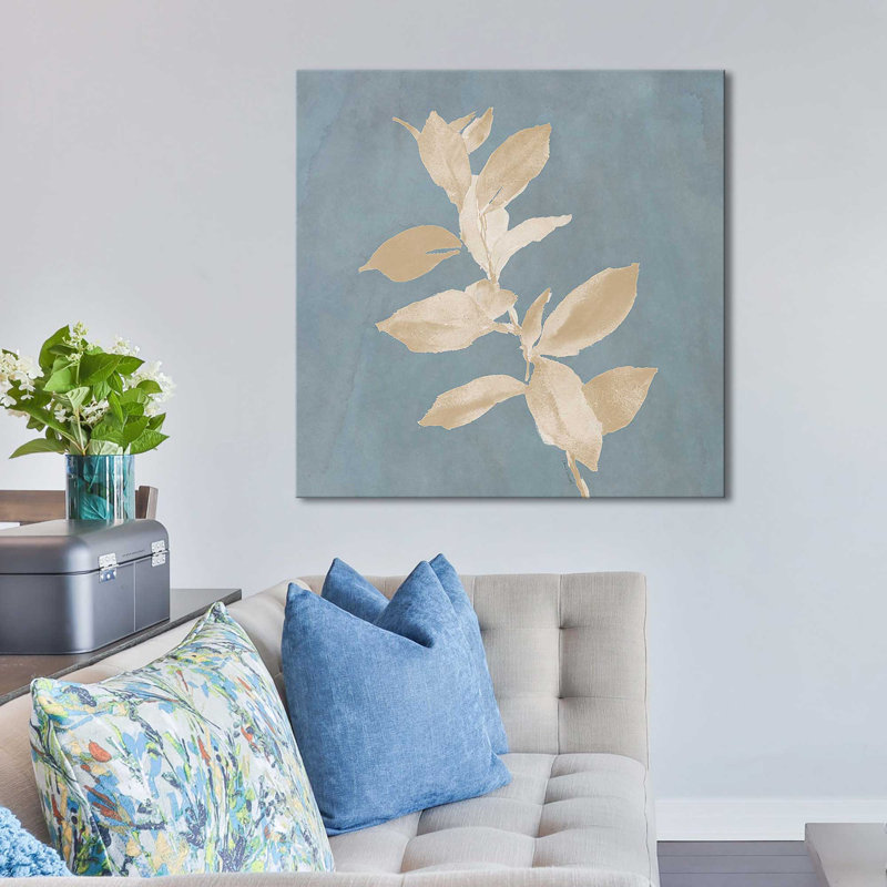 «Tan Leaf on Blue Square I» par Lanie Loreth, Toile tendue, H 36 po x l 36 po x P 1,5 po