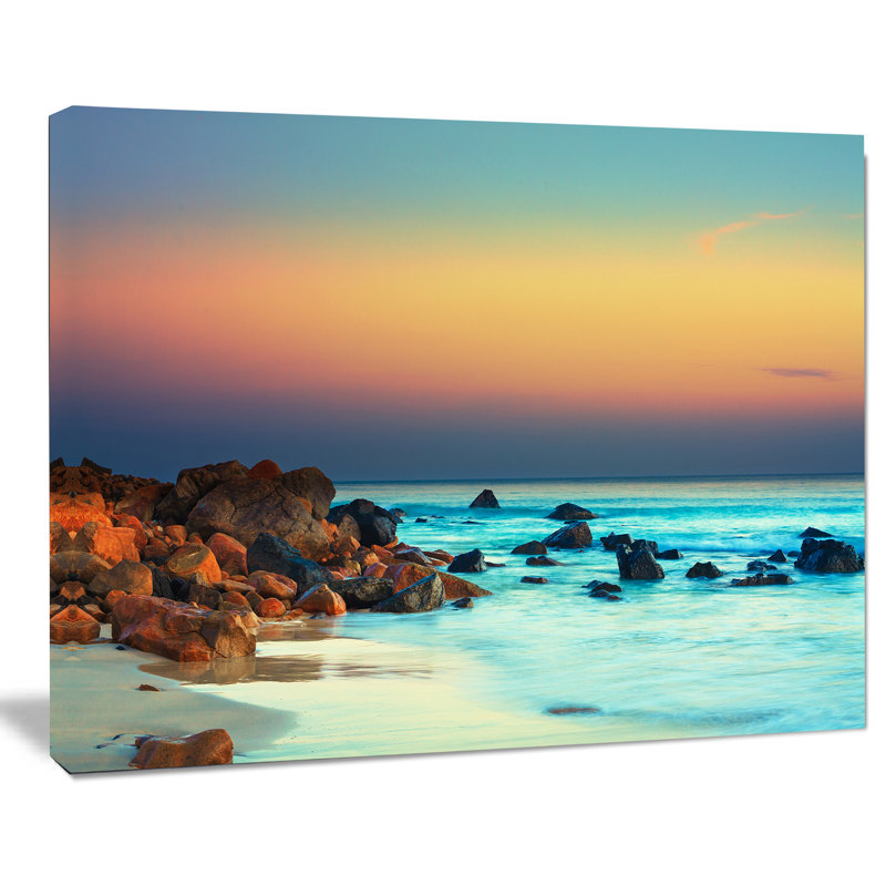 «Sunset Over Sky Seascape» par Designart - reproduction de photo sur toile, H 30 po x l 40 po