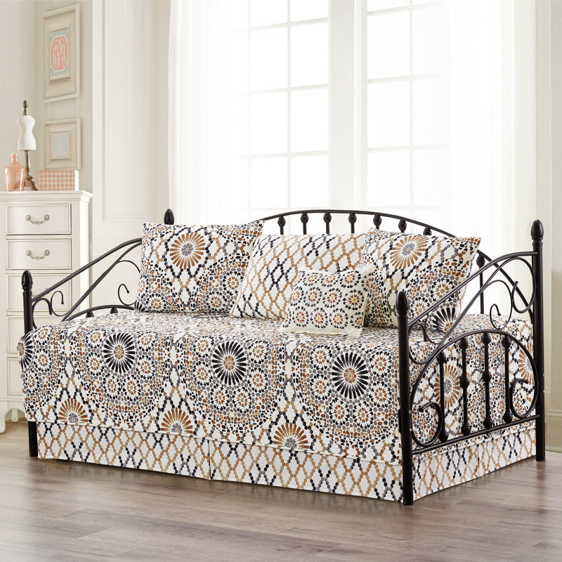 6 Piece Tradewinds Daybed Bedspread Set