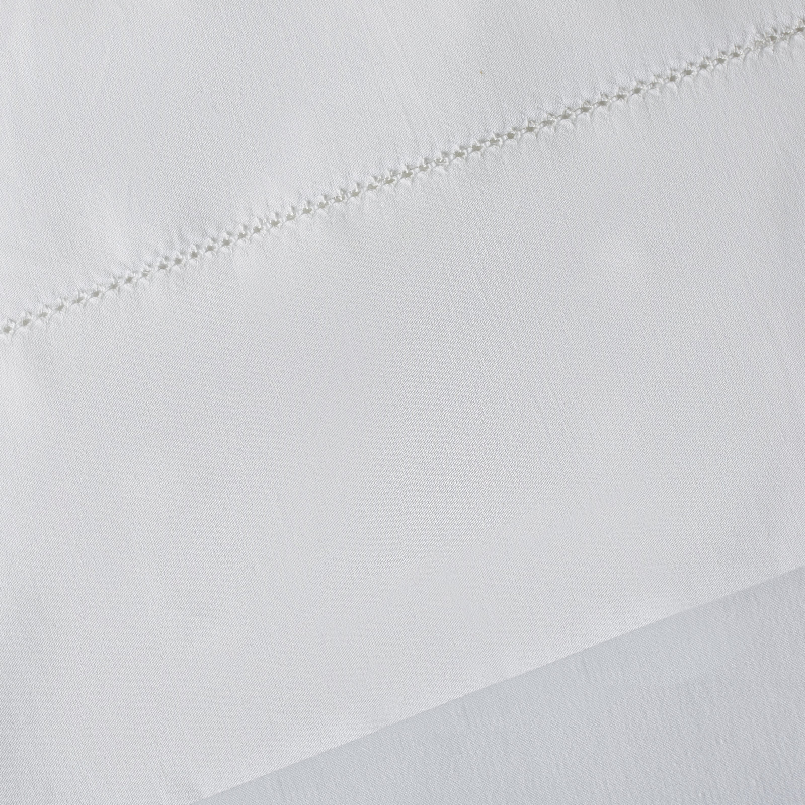 Barbe Cotton Sheet Set, Queen Sheet Set + Fitted Sheet + 2 Pillowcases, White