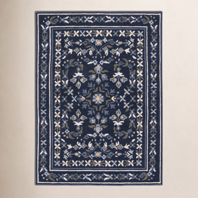 Hand-Tufted Wool Floral Outdoor Rug