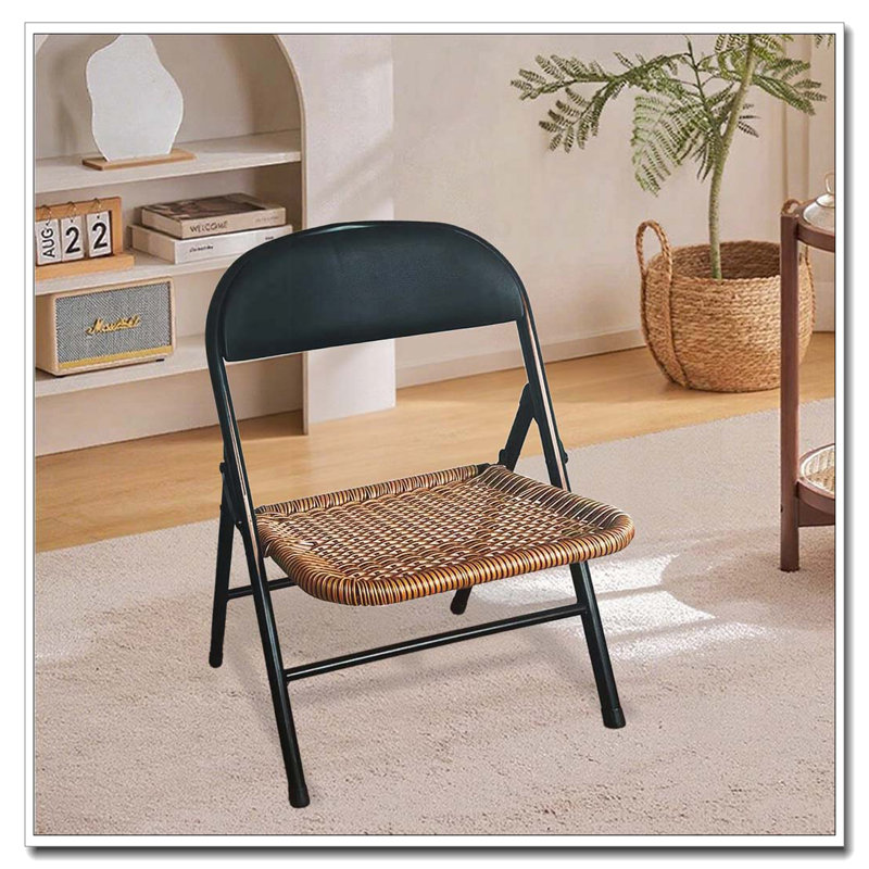 Ensemble de 4 chaises en rotin