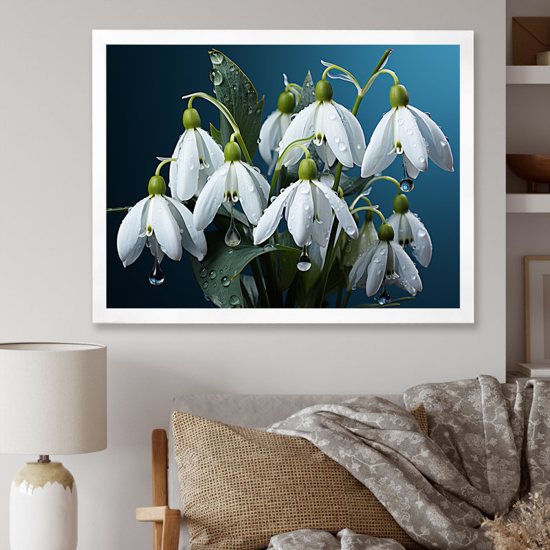 «Winter Snowdrop Flower», photographie sur toile III, Cadre simple blanc, H 16 po x l 32 po x P 1 po