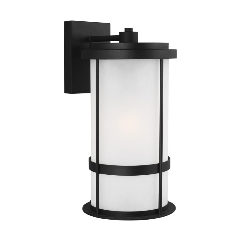 Grande lanterne murale d'extérieur à une lumière Wilburn de Génération Éclairage , Noir, H 20 po x l 10 po x P 10 po, 60 W