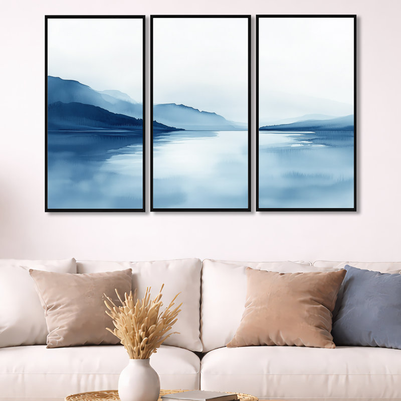 Cool Blue Shoreline I - ensemble d'art mural de montagne blanche de 3, H 32 po x l 48 po, Cadre flottant noir
