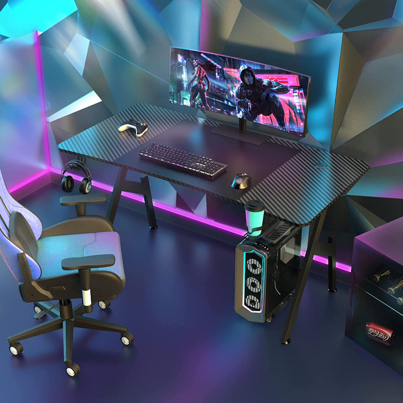 Bureau de jeu, H 29 po x l 55 po x P 23,60 po