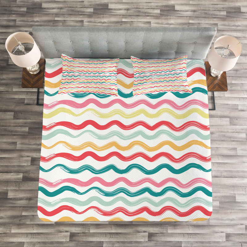 Modern & Contemporary Polyester Chevron / Zig Zag Coverlet, King Coverlet + 2 Shams