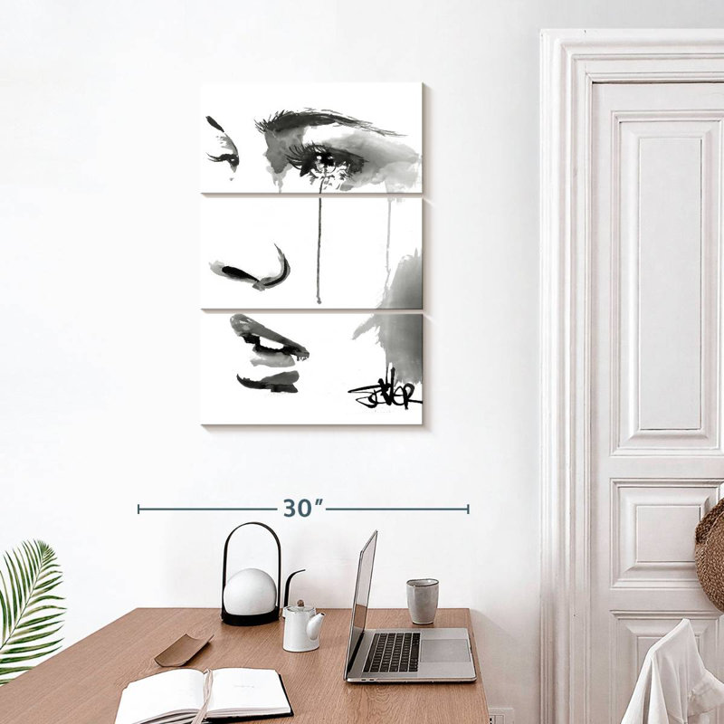 Define, 32" H x 20" W