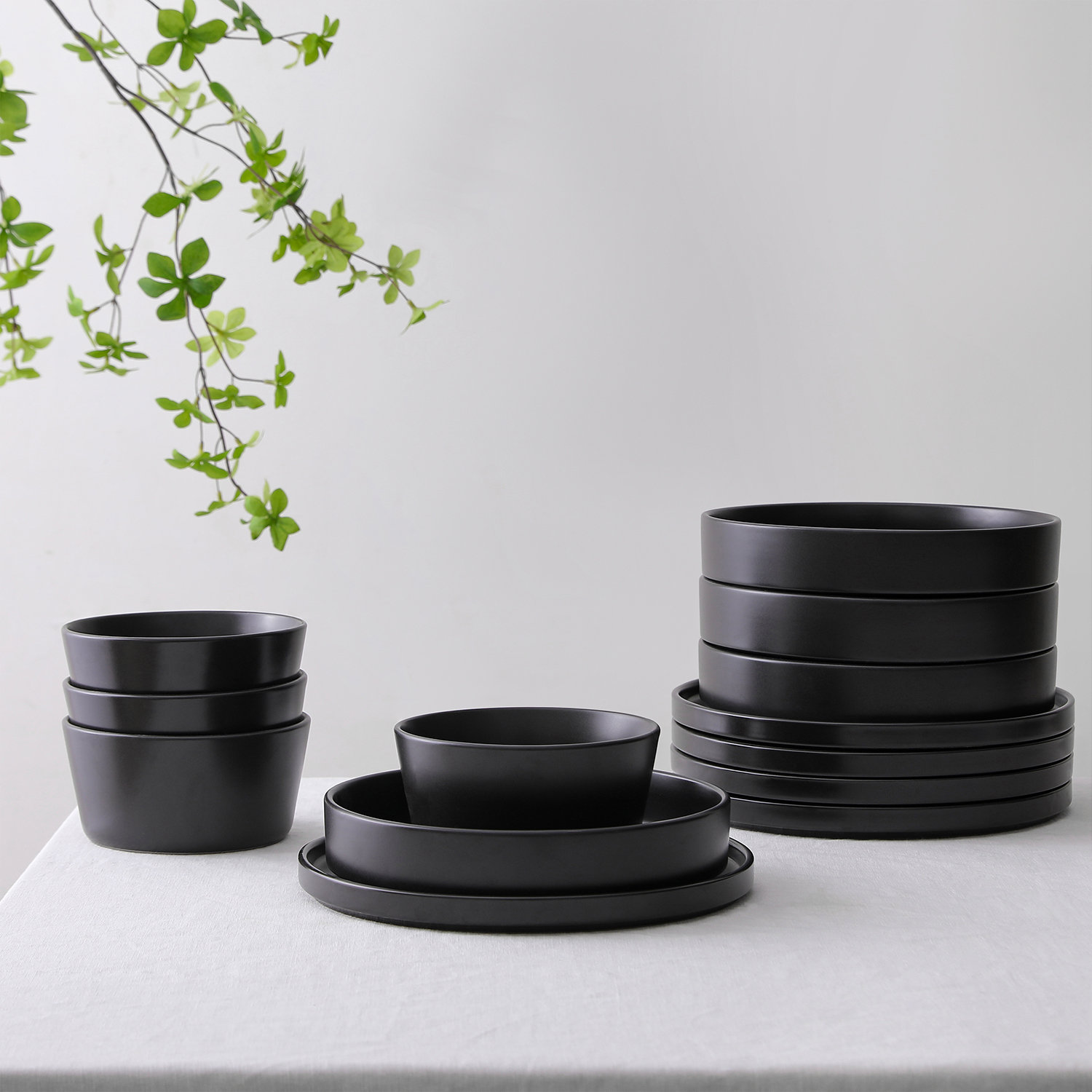Celina Dinnerware Set Stoneware, Black, 12 Pieces