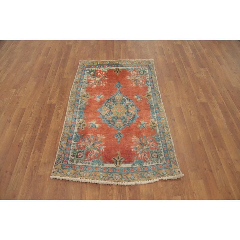 Handmade Wool Traditional Rug 3x4