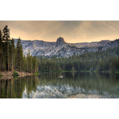 «Mamie Lake Mammoth, California» par Kelly Wade, reproduction de photo sur toile tendue