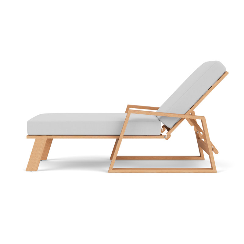 Pursuit Outdoor Chaise Lounge, Reflections Ice