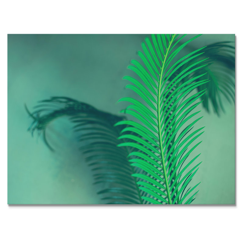 Feuilles de palmier vert vif sur vert foncé - peinture sur toile, H 16 po x l 32 po, Toile tendue