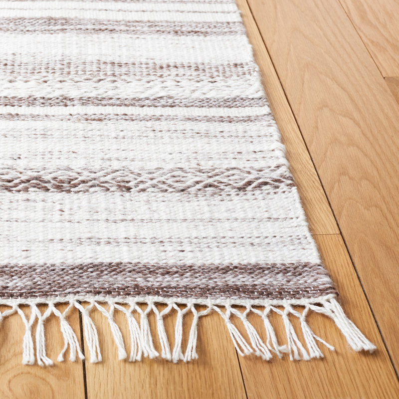 Tapis rayé kilim 108 brun / ivoire, Rectangle 5 pi x 8 pi