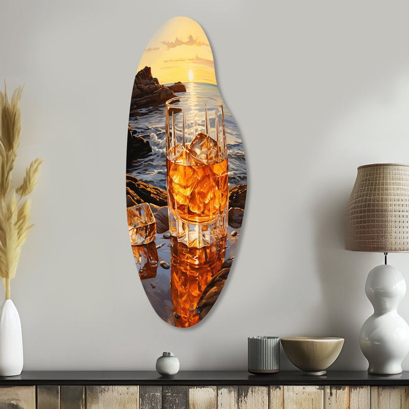 «Whiskey On The Beach Horizon I», art mural en métal incurvé, impression murale asymétrique, H 38 po x l 15 po x P 1 po